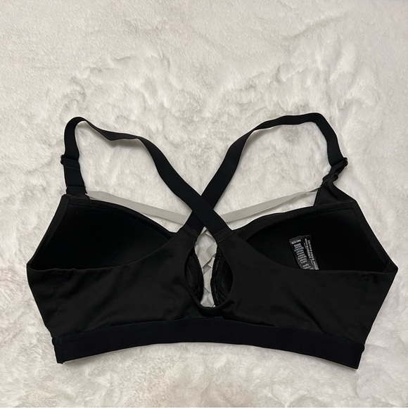 Victoria’s Secret Strappy Sports Bra - Picture 3 of 7